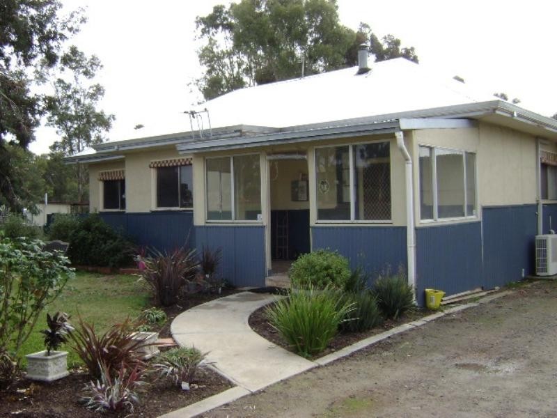 9 GORDON Street, Kojonup WA 6395