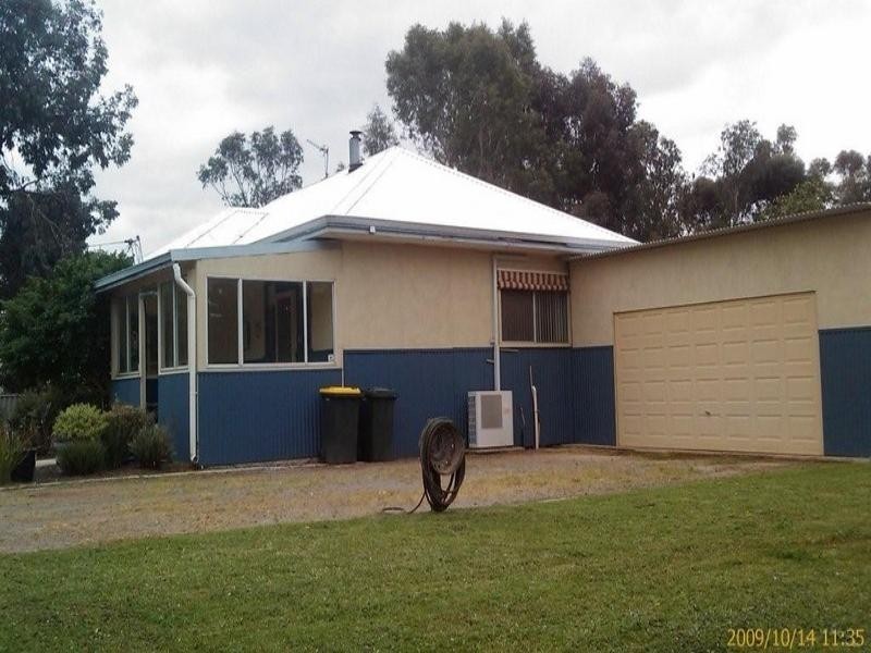 9 GORDON Street, Kojonup WA 6395