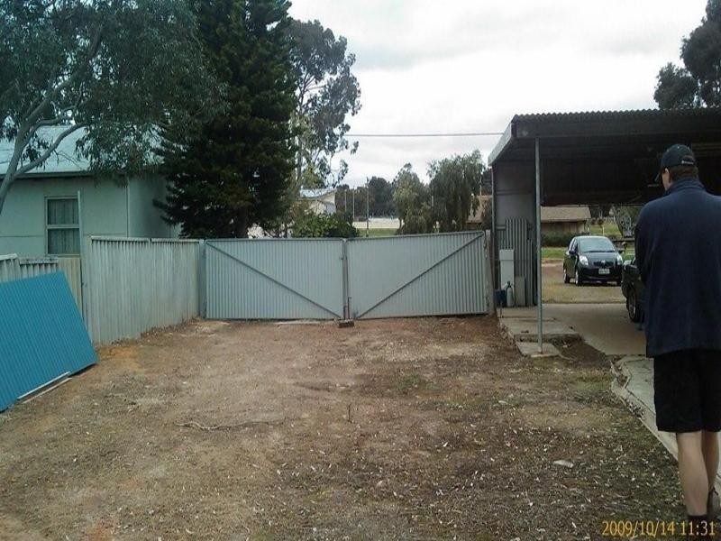 9 GORDON Street, Kojonup WA 6395