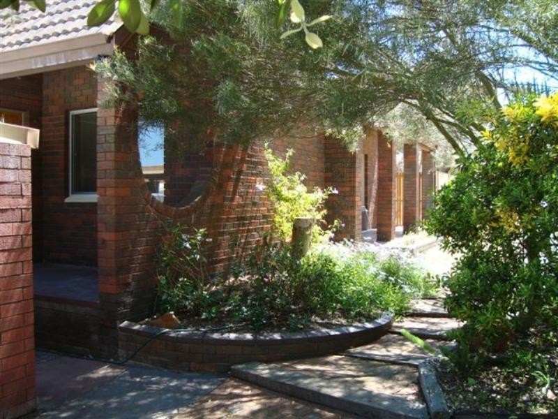 15 Burbidge Way, Katanning WA 6317