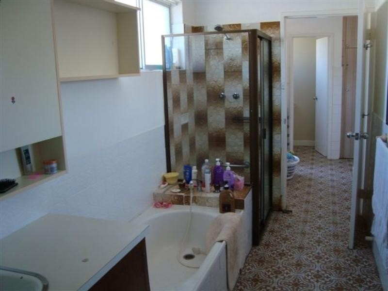 15 Burbidge Way, Katanning WA 6317