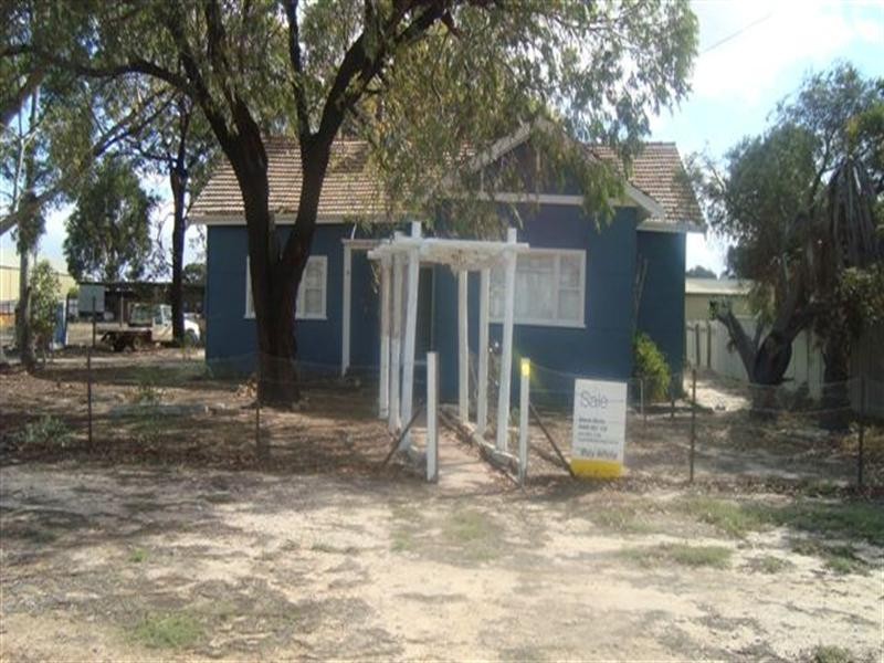 9 Corbett Street, Gnowangerup WA 6335