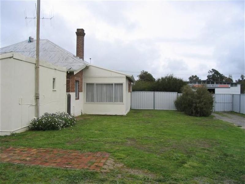 71 Beaufort Street, Katanning WA 6317