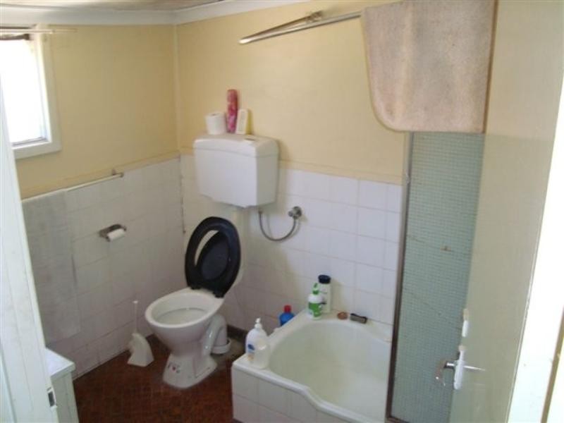 54 Taylor Street, Katanning WA 6317