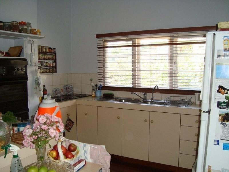 7 Charles, Katanning WA 6317