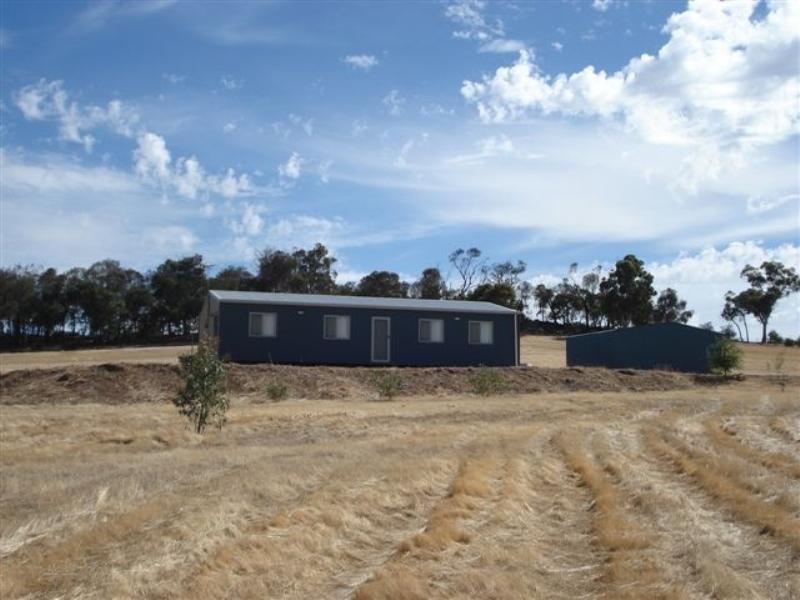 136 McDonald, Woodanilling WA 6316