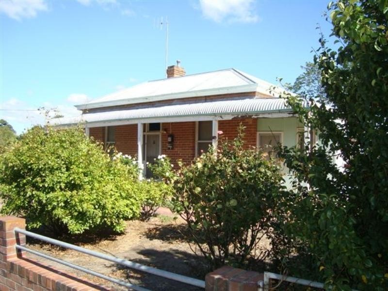 50 Arbour Street, Katanning WA 6317