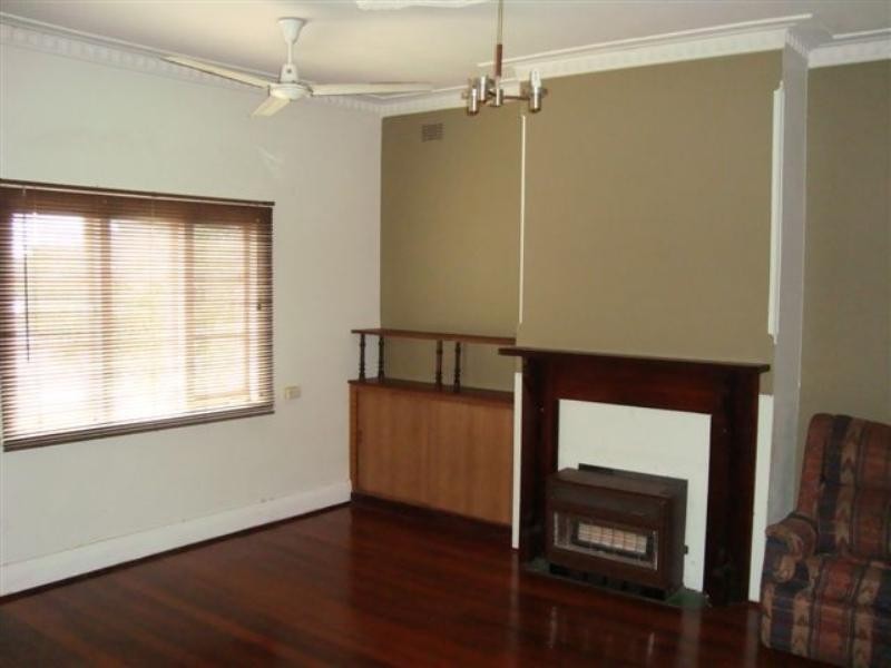 36 Albion, Katanning WA 6317