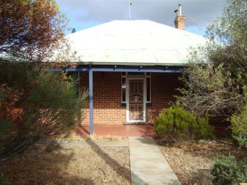 49 Arbour Street, Katanning WA 6317