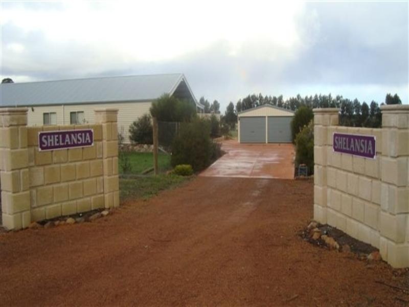 113 Nelson Street, Broomehill WA 6318