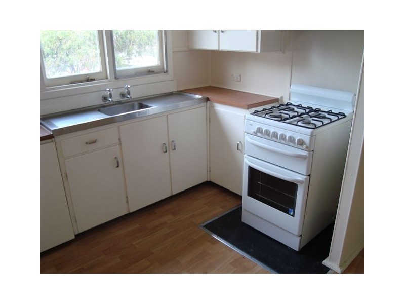 16 Kemble Terrace, Katanning WA 6317