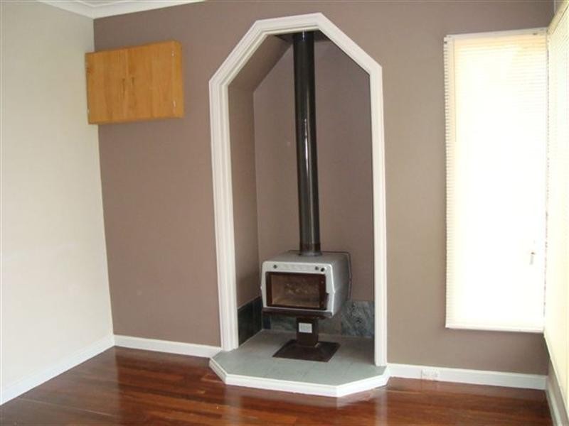 11 Kemble Terrace, Katanning WA 6317