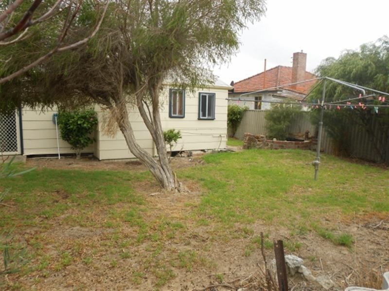 7 Carlisle Street, Katanning WA 6317