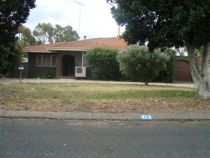 15 Hakea Street, Katanning WA 6317