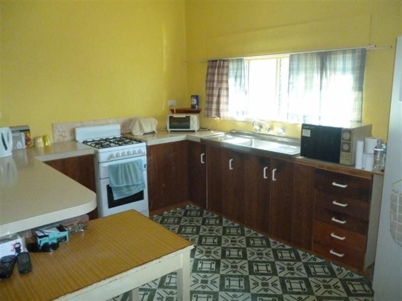 2 Britannia Street, Katanning WA 6317