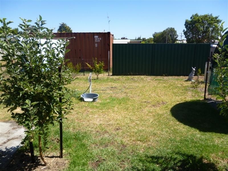 2 Britannia Street, Katanning WA 6317