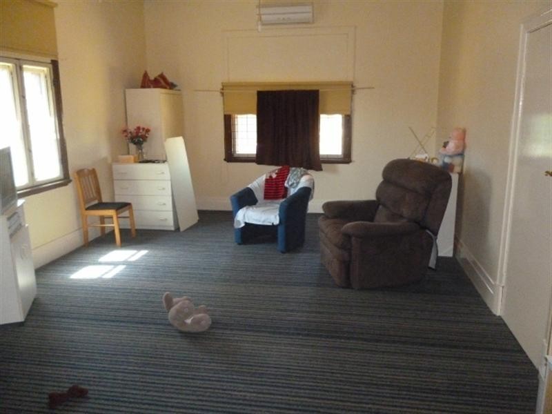 2 Britannia Street, Katanning WA 6317