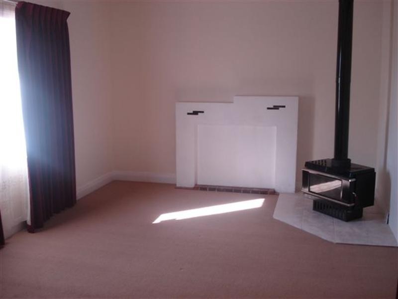 8 Forrest Street, Katanning WA 6317