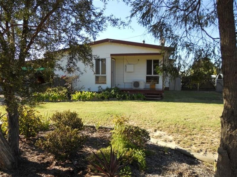 17 Cronin Street, Nyabing WA 6341
