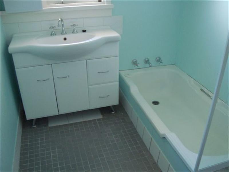 6 Holly Street, Katanning WA 6317