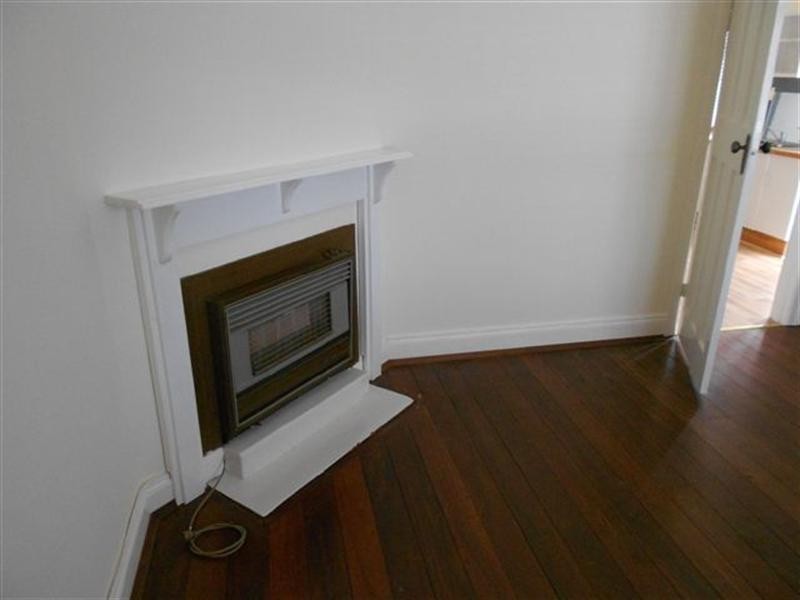 24 Broome Street, Katanning WA 6317