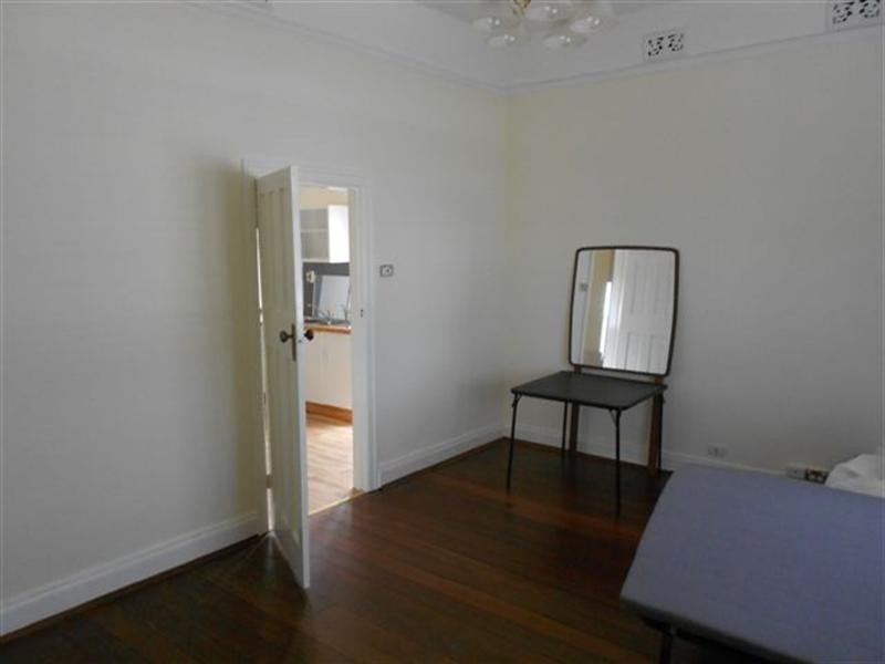 24 Broome Street, Katanning WA 6317