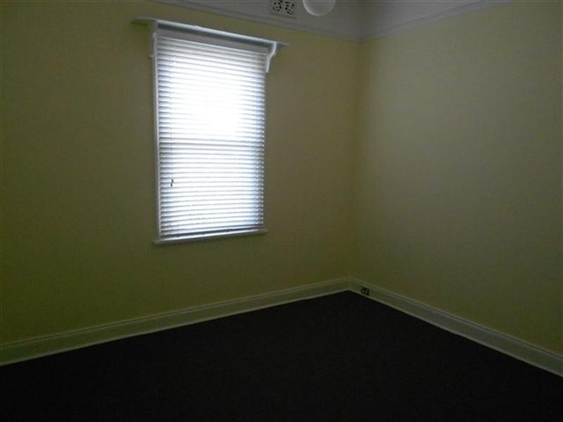 24 Broome Street, Katanning WA 6317