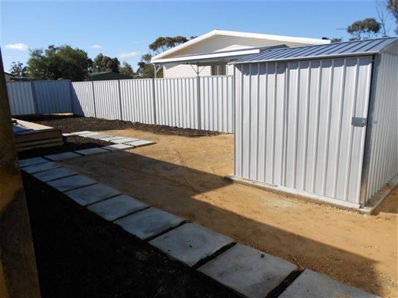 31 Barker Street, Katanning WA 6317