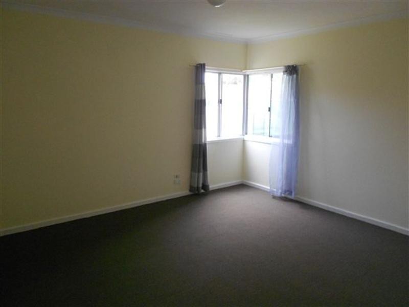 24 Broome Street, Katanning WA 6317