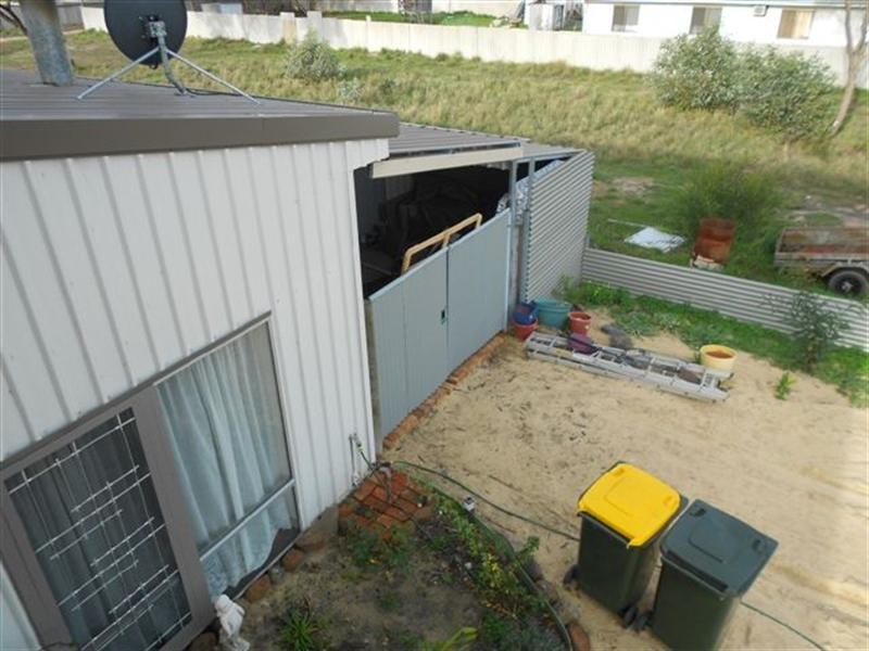 63 Rogers Avenue, Katanning WA 6317