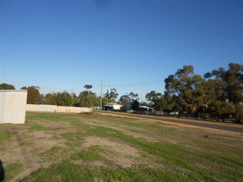69 Pemble Street, Katanning WA 6317