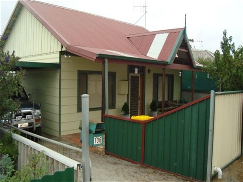 106 Beaufort Street, Katanning WA 6317