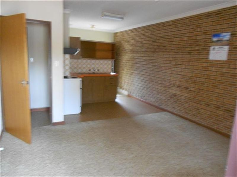 21 Braeside Road, Katanning WA 6317