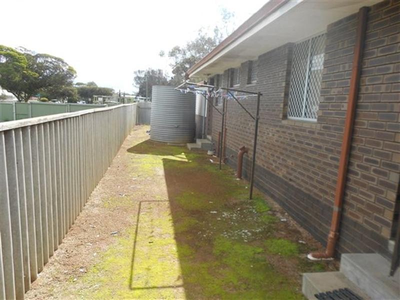 21 Braeside Road, Katanning WA 6317