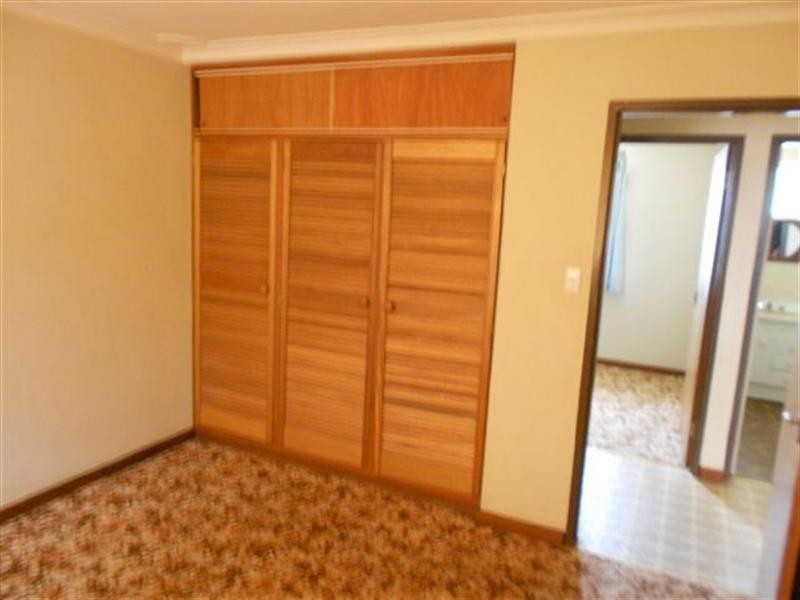 21 Braeside Road, Katanning WA 6317