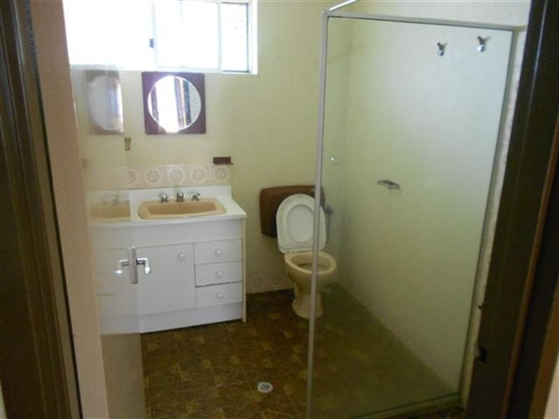 21 Braeside Road, Katanning WA 6317