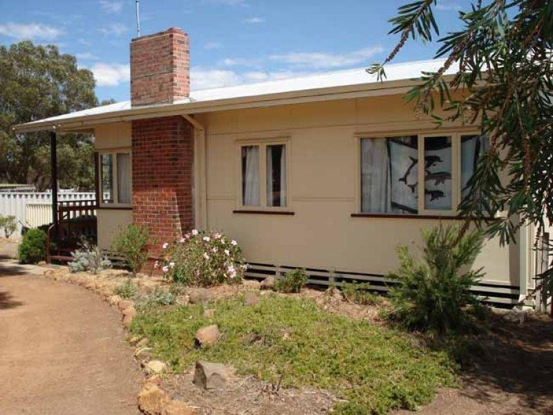 22 Bowden Terrace, Katanning WA 6317