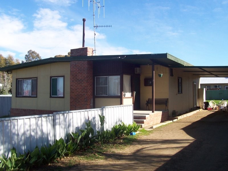 15 Francis Street, Katanning WA 6317