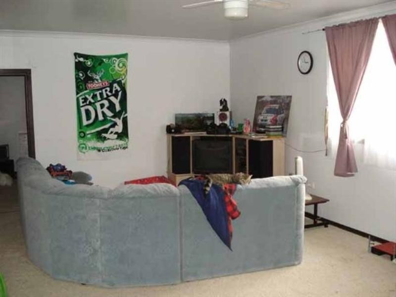 15 Francis Street, Katanning WA 6317