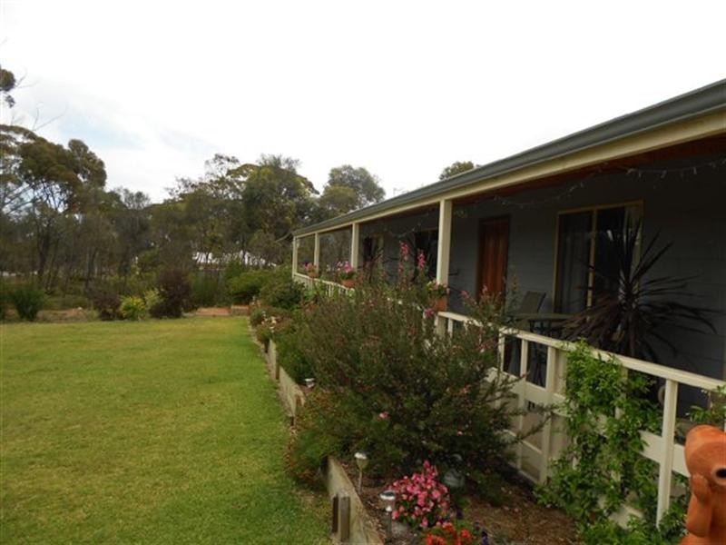 3357 Robinson Road, Woodanilling WA 6316