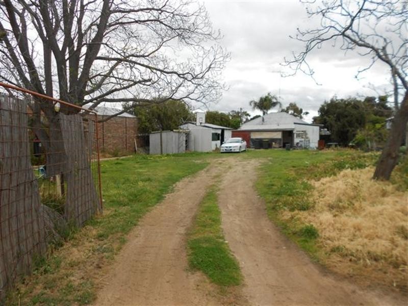 93 Avon Street, Katanning WA 6317