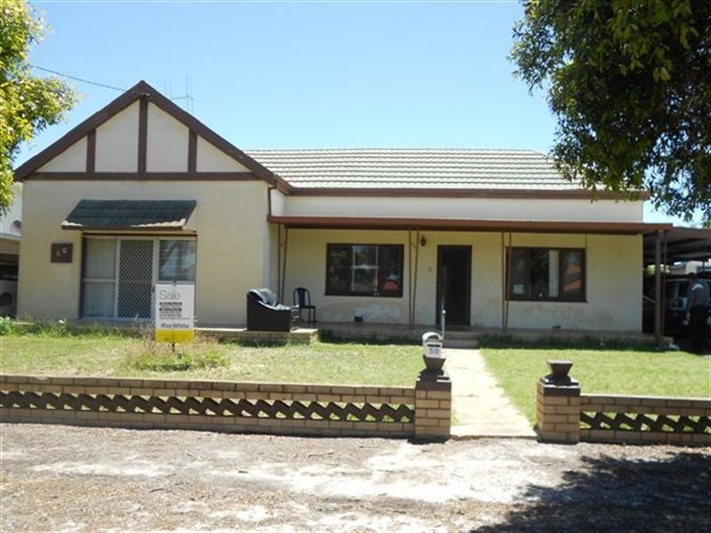 50 Annie Street, Katanning WA 6317