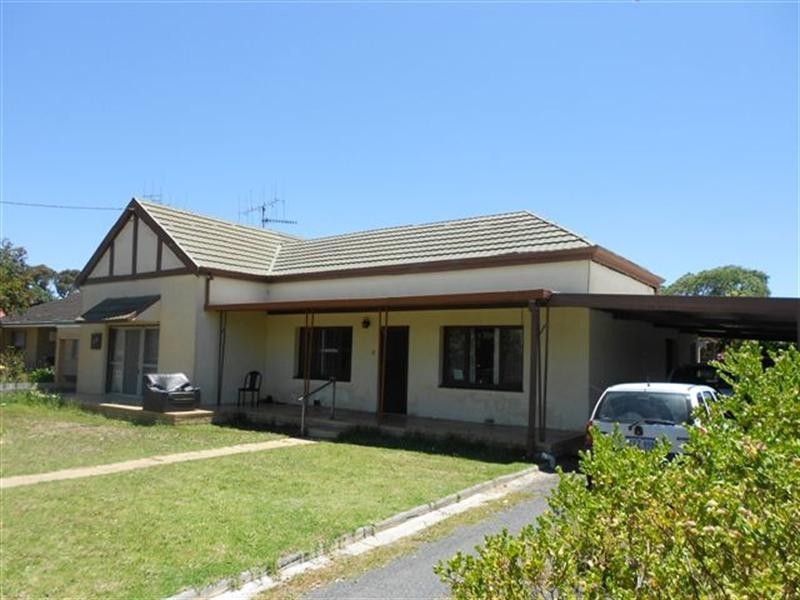 50 Annie Street, Katanning WA 6317