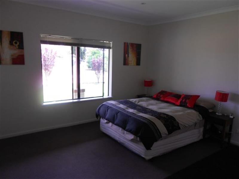 5 Ingram Lane, Wagin WA 6315