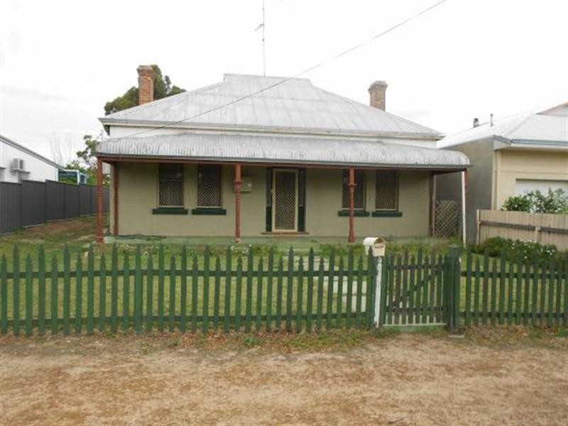 16 Amherst Street, Katanning WA 6317