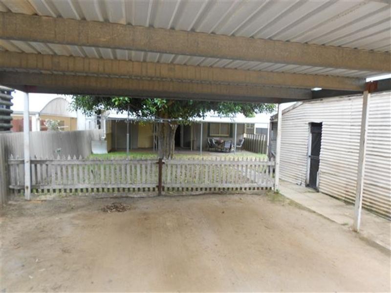 16 Amherst Street, Katanning WA 6317