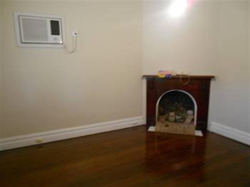 16 Amherst, Katanning WA 6317