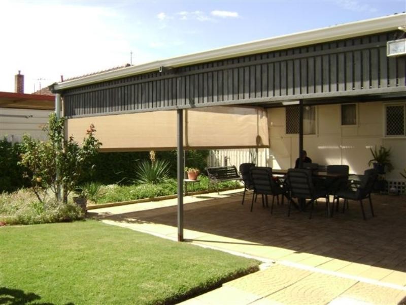 9 Charles Street, Katanning WA 6317