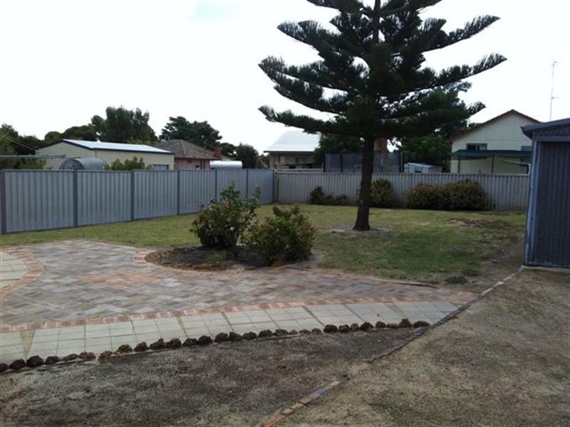 17 Francis Street, Katanning WA 6317