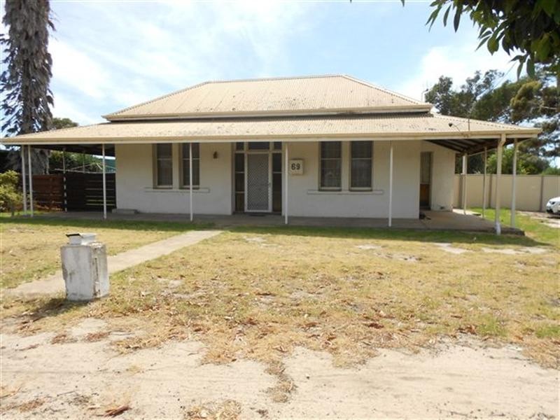 69 Daping Street, Katanning WA 6317